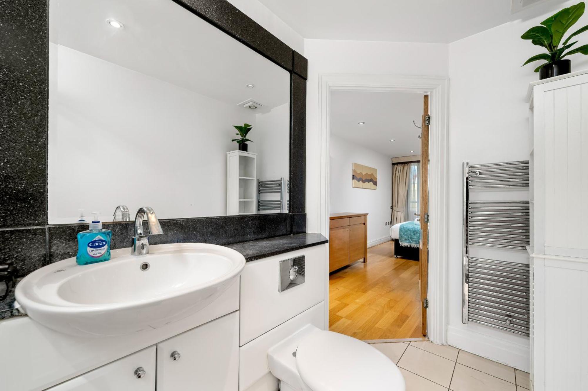 Modern Paddington Station 2 Bedroom Apartment Londra Exterior foto