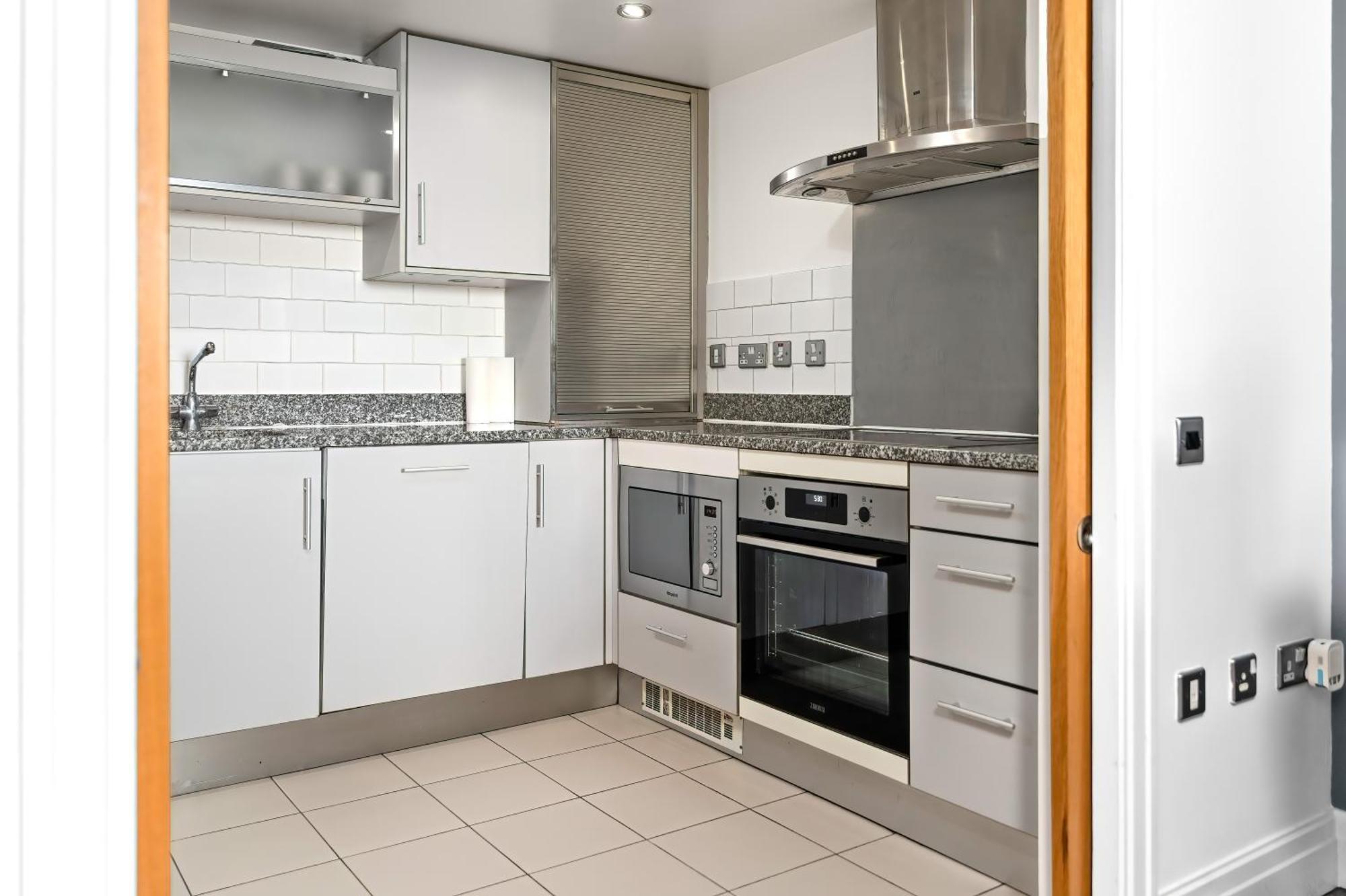 Modern Paddington Station 2 Bedroom Apartment Londra Exterior foto